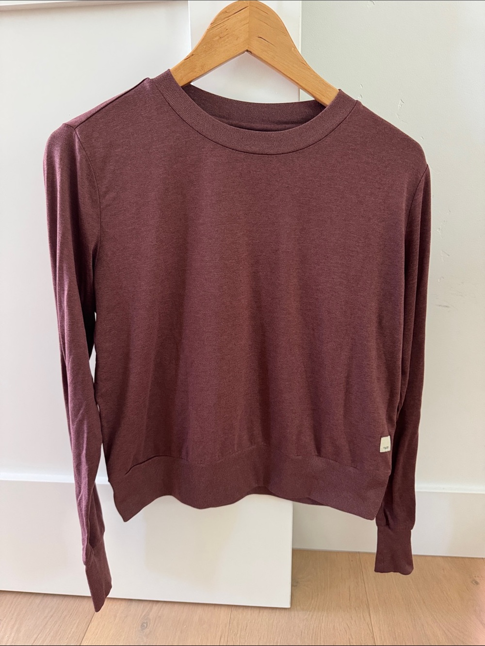 Vuori Women’s Daydream Crewneck Top in Plum